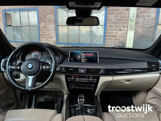 BMW X5 xDrive30d High Executive 258pk 2014 M-Sport 7-Zits Panoramadak - Trekhaak, XF-067-S