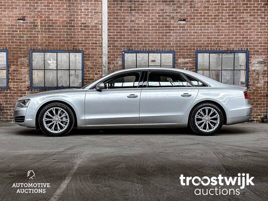 Audi A8 Lang 4.0 TFSI V8 435pk 2013