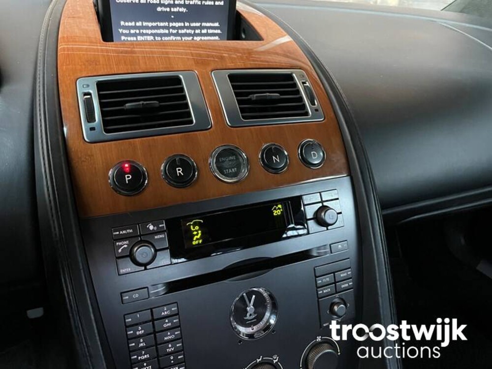 Aston Martin DB9 5.9 V12 457pk 2005 -Youngtimer-