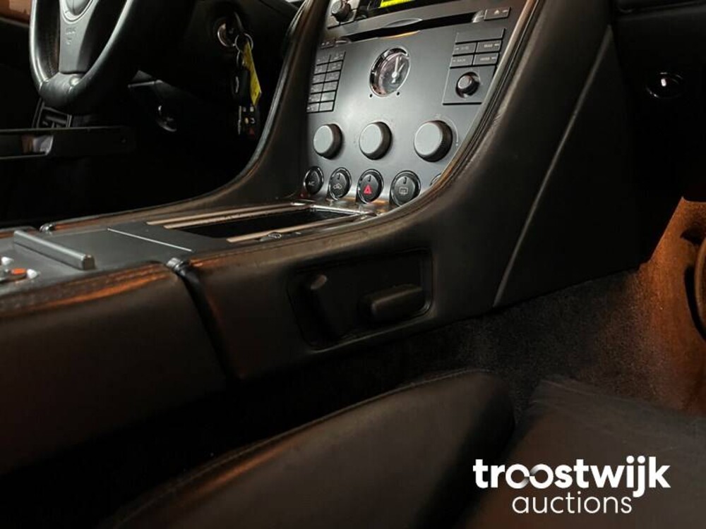 Aston Martin DB9 5.9 V12 457pk 2005 -Youngtimer-