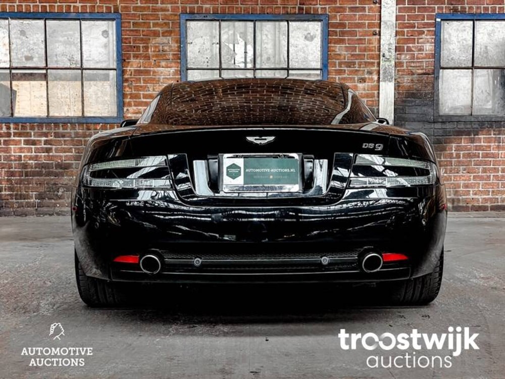 Aston Martin DB9 5.9 V12 457pk 2005 -Youngtimer-