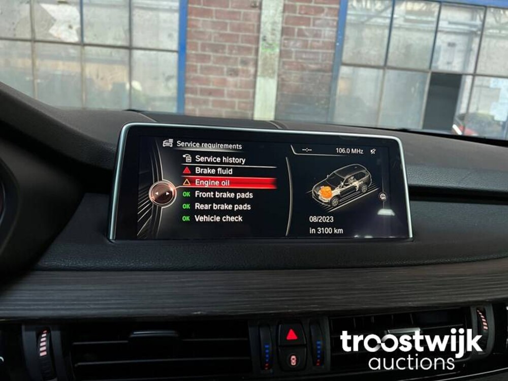 BMW X5 xDrive50i 7-Persoons 449pk 2014