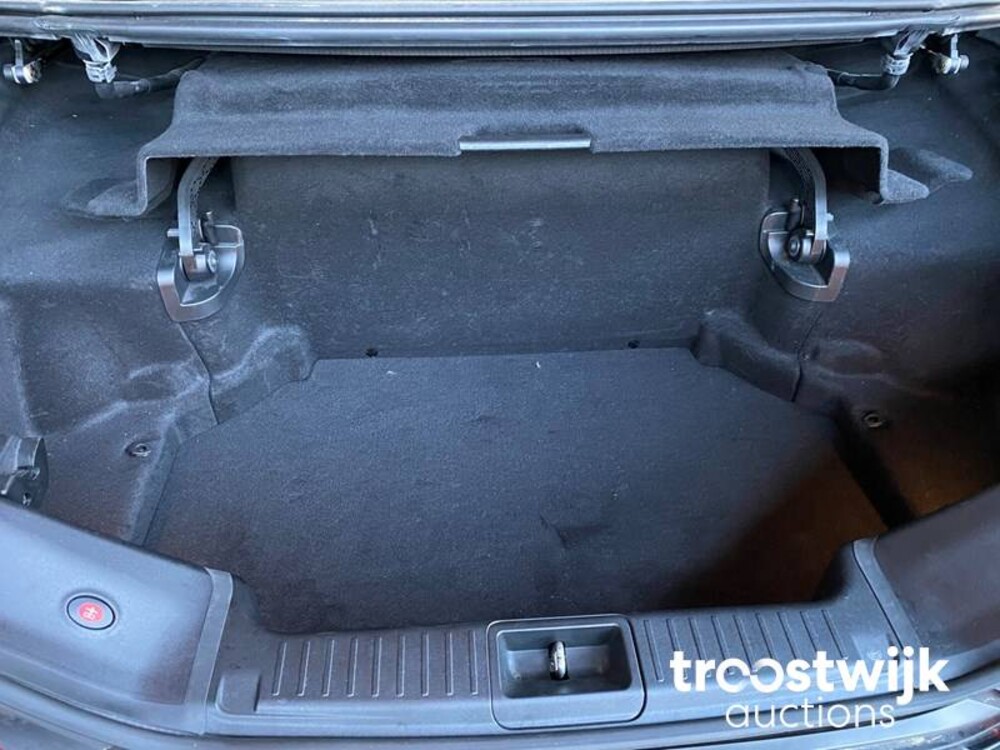 Mercedes-Benz SL63 AMG 5.5 V8 537pk 2012 AIRSCARF SL-klasse