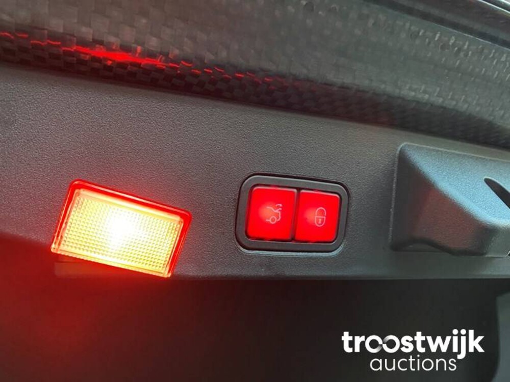 Mercedes-Benz SL63 AMG 5.5 V8 537pk 2012 AIRSCARF SL-klasse