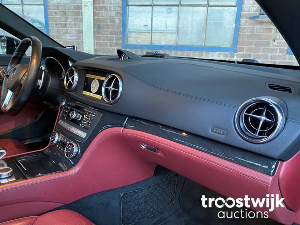 Mercedes-Benz SL63 AMG 5.5 V8 537pk 2012 AIRSCARF SL-klasse
