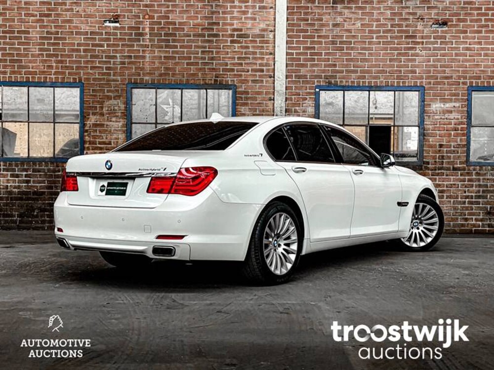 BMW ActiveHybrid 7 F04 4.4 V8 465pk 2010
