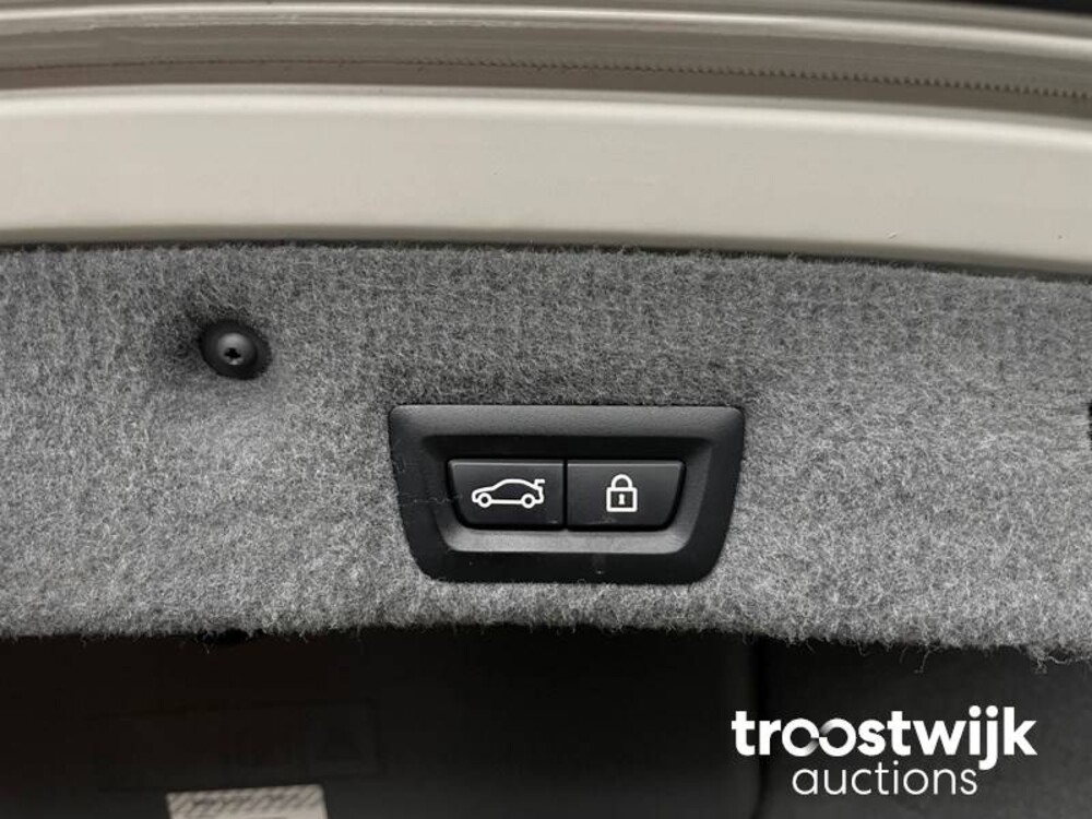 BMW ActiveHybrid 7 F04 4.4 V8 465pk 2010