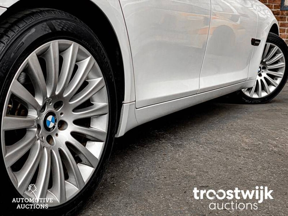 BMW ActiveHybrid 7 F04 4.4 V8 465pk 2010