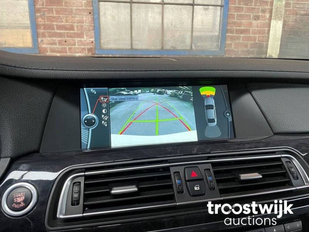 BMW ActiveHybrid 7 F04 4.4 V8 465pk 2010