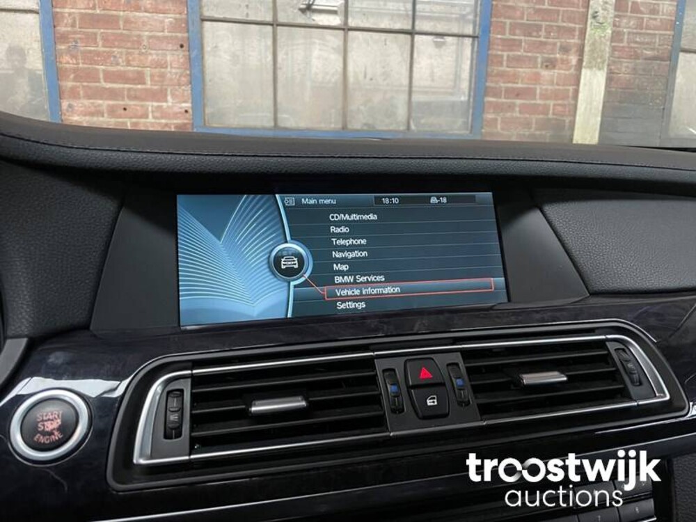 BMW ActiveHybrid 7 F04 4.4 V8 465pk 2010