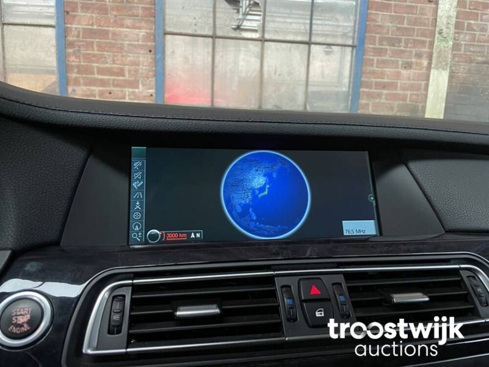 BMW ActiveHybrid 7 F04 4.4 V8 465pk 2010