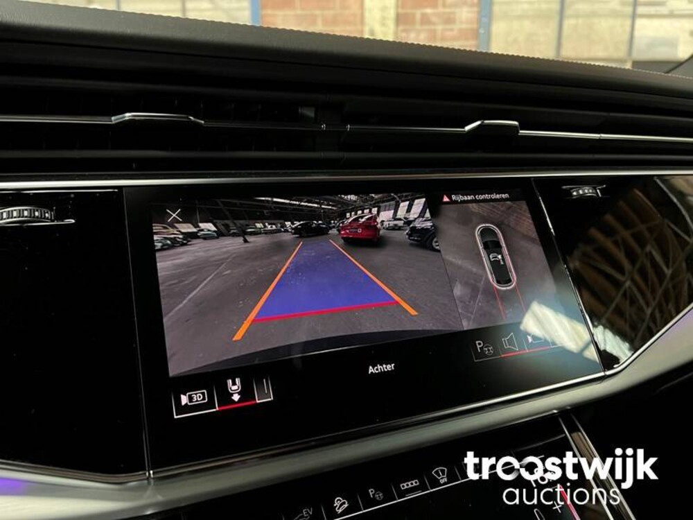 Audi Q8 60 TFSIe S-Line 3.0 Quattro  467pk 2022, T-001-HD