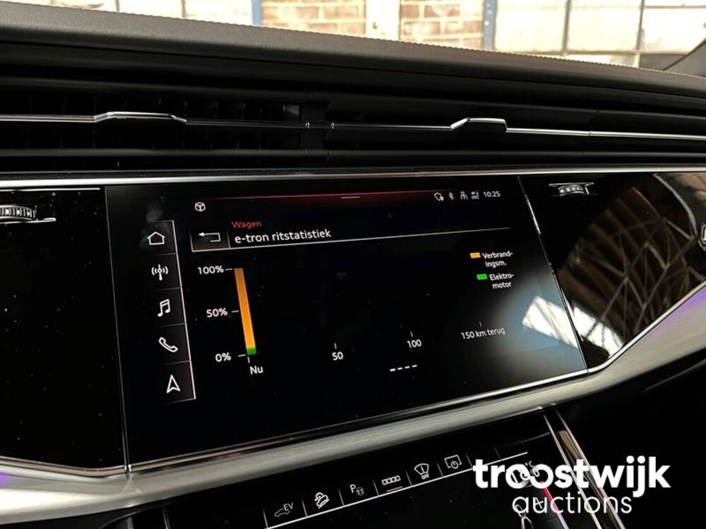 Audi Q8 60 TFSIe S-Line 3.0 Quattro  467pk 2022, T-001-HD