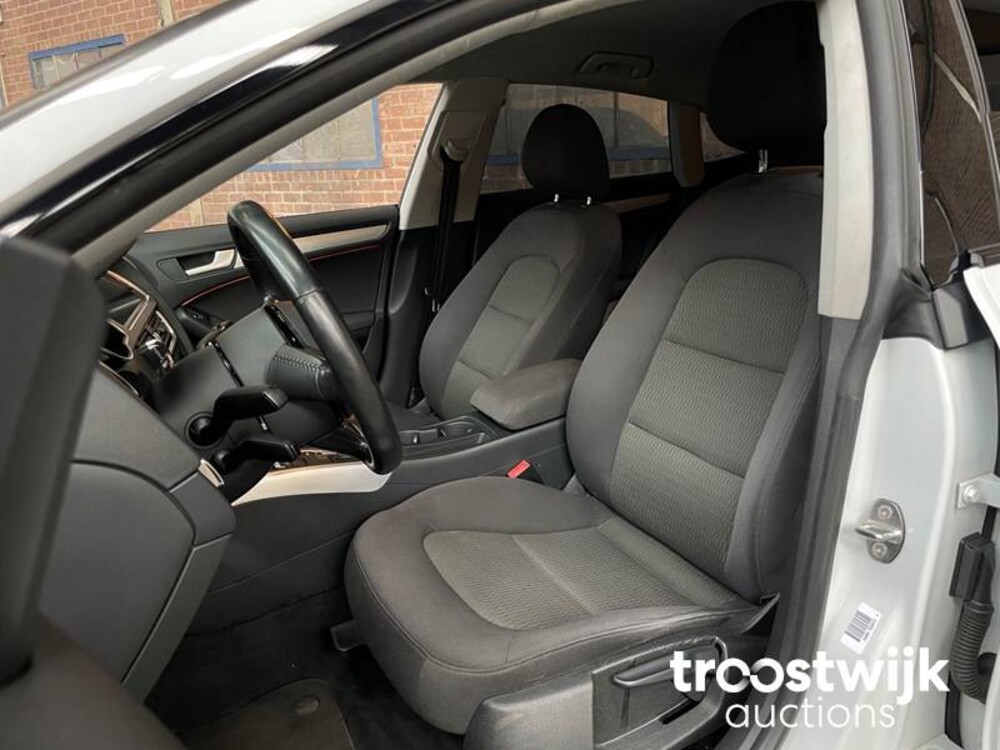 Audi A5 Sportback 1.8 TFSI Business Edition 170pk 2013, 6-KXG-87