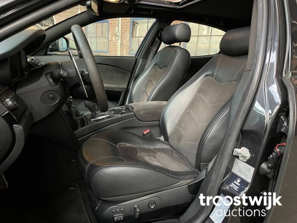 Maserati Quattroporte GTS 4.7 V8 439pk 2011