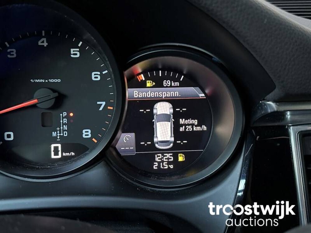 Porsche Macan  252pk 2018, G-758-PL