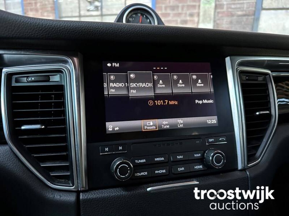 Porsche Macan  252pk 2018, G-758-PL