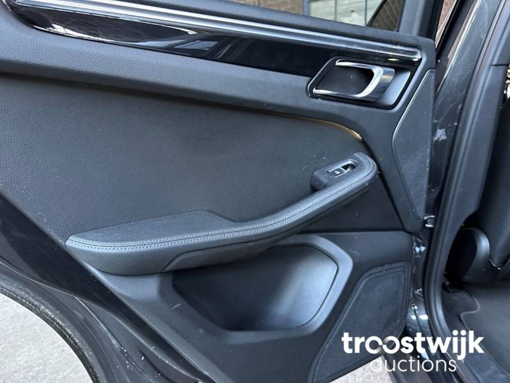 Porsche Macan  252pk 2018, G-758-PL