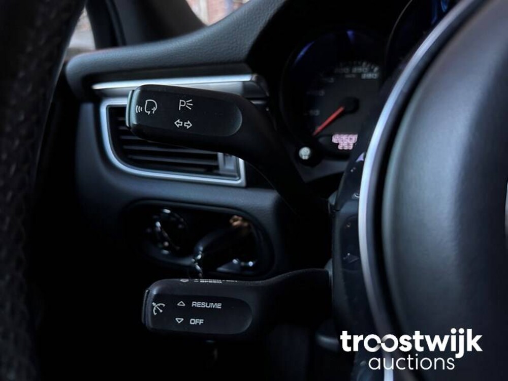 Porsche Macan  252pk 2018, G-758-PL