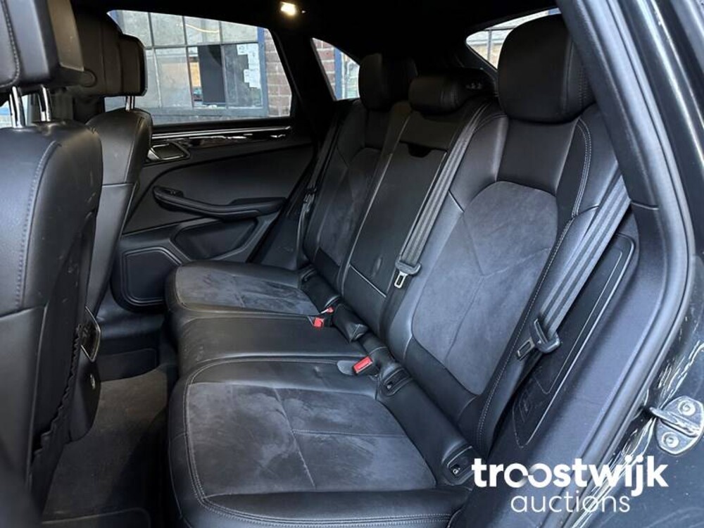 Porsche Macan  252pk 2018, G-758-PL
