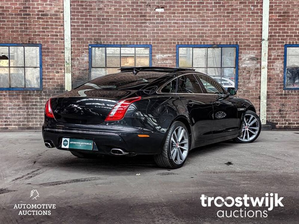 Jaguar XJ 2.0 Premium Luxury 241pk 2013 -Orig. NL-, 7-KBN-78