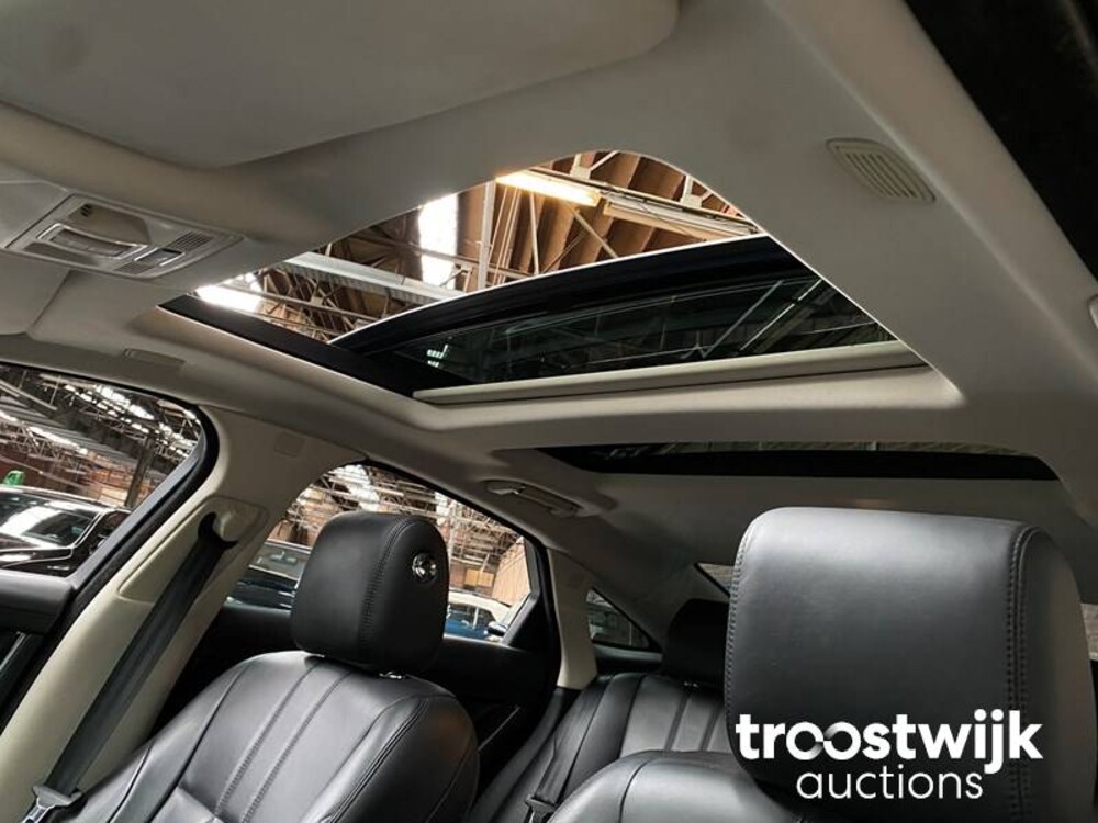 Jaguar XJ 2.0 Premium Luxury 241pk 2013 -Orig. NL-, 7-KBN-78