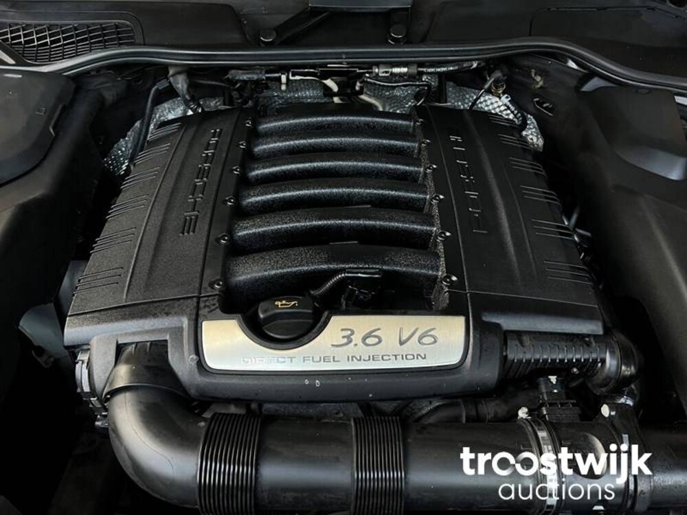 Porsche  Cayenne 3.6 V6 300pk PDK 2012