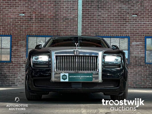 Rolls-Royce Ghost EWB 6.6 V12 (Extended Wheel Base) 571pk 2011