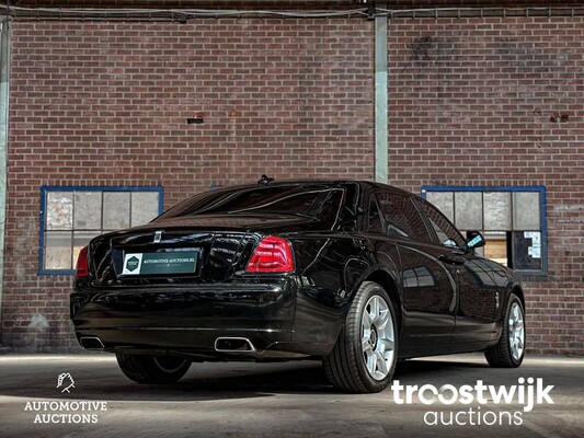 Rolls-Royce Ghost EWB 6.6 V12 (Extended Wheel Base) 571pk 2011