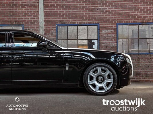 Rolls-Royce Ghost EWB 6.6 V12 (Extended Wheel Base) 571pk 2011