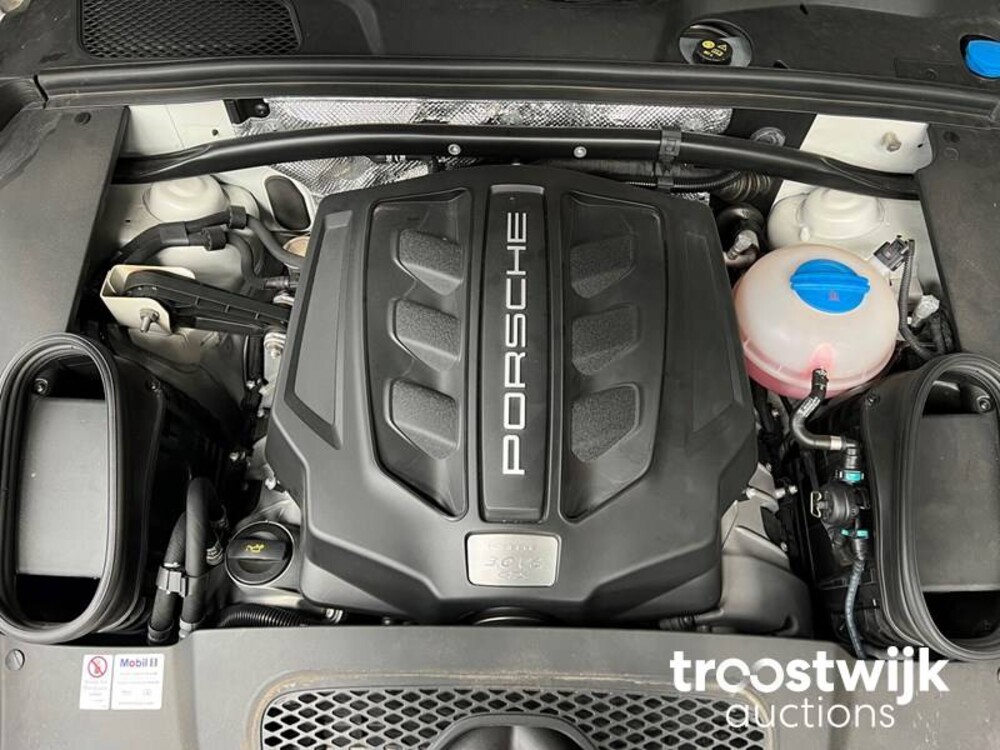 Porsche Macan GTS 3.0 V6 Sport Chrono 360pk 2017 -Orig. NL-, NG-892-V