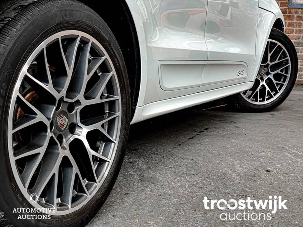 Porsche Macan GTS 3.0 V6 Sport Chrono 360pk 2017 -Orig. NL-, NG-892-V