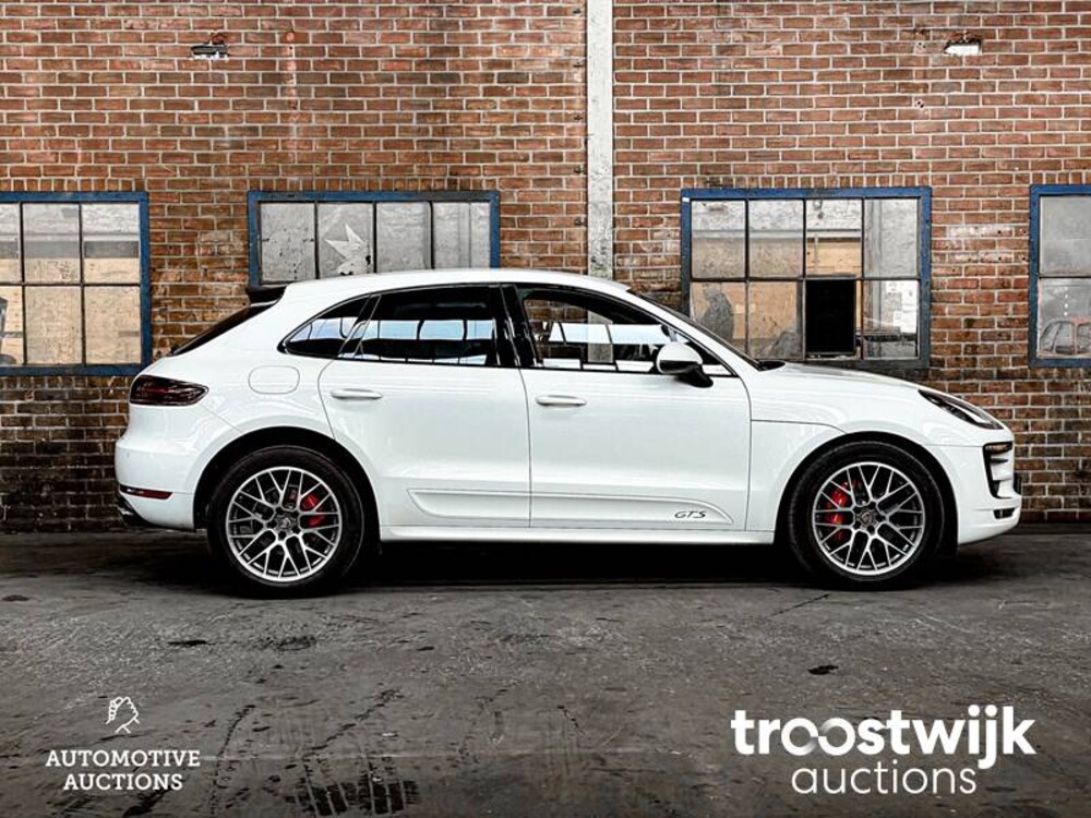 Porsche Macan GTS 3.0 V6 Sport Chrono 360pk 2017 -Orig. NL-, NG-892-V