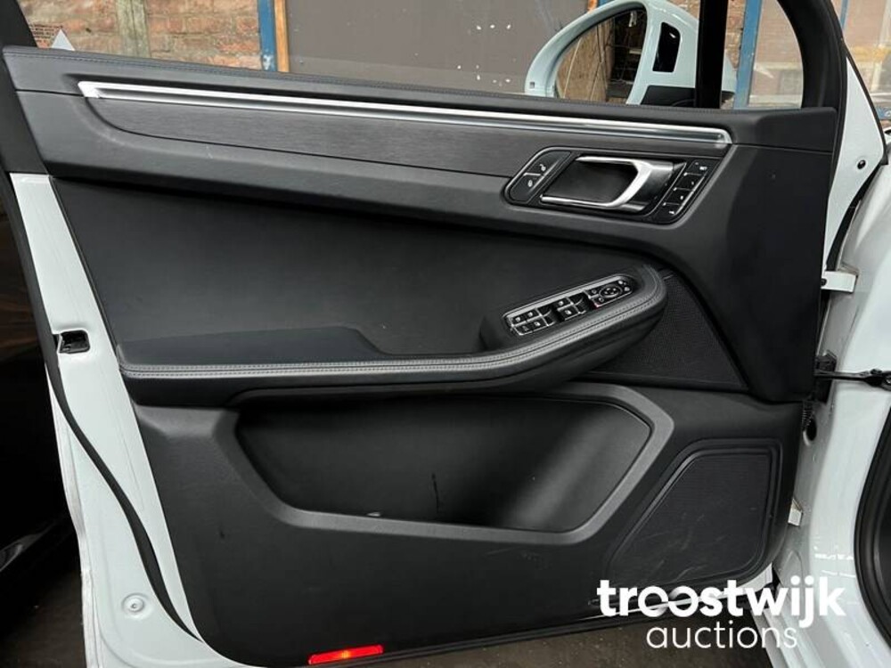 Porsche Macan GTS 3.0 V6 Sport Chrono 360pk 2017 -Orig. NL-, NG-892-V