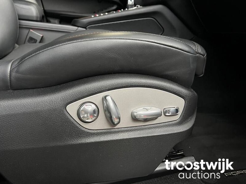 Porsche Macan GTS 3.0 V6 Sport Chrono 360pk 2017 -Orig. NL-, NG-892-V