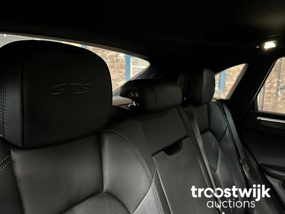 Porsche Macan GTS 3.0 V6 Sport Chrono 360pk 2017 -Orig. NL-, NG-892-V