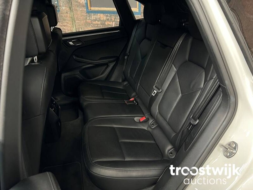 Porsche Macan GTS 3.0 V6 Sport Chrono 360pk 2017 -Orig. NL-, NG-892-V