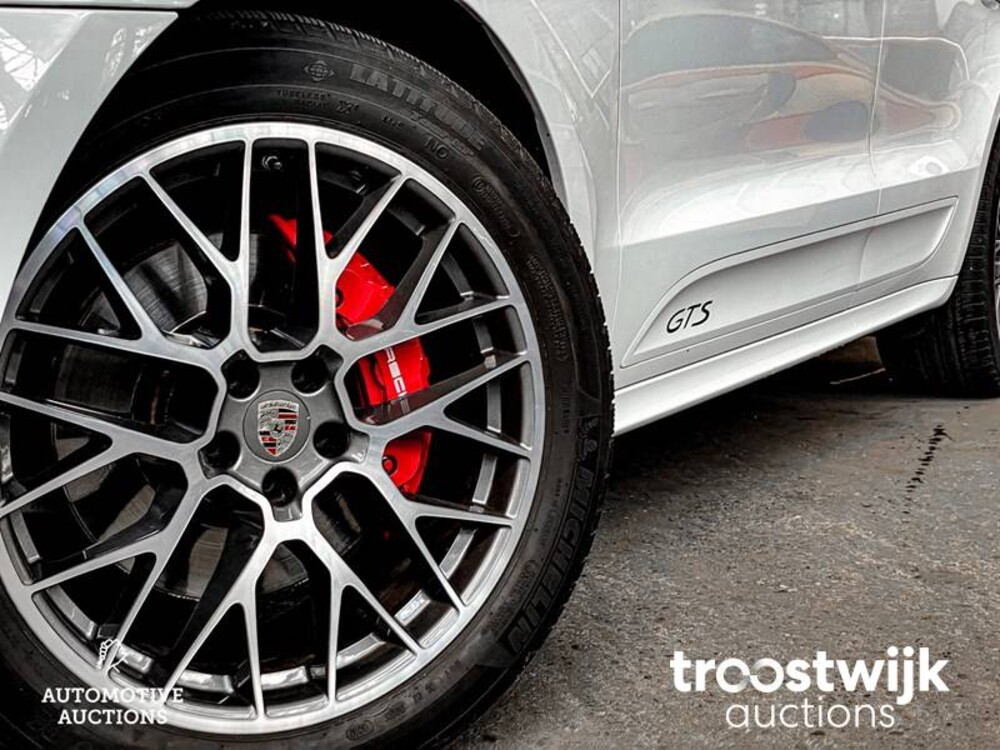 Porsche Macan GTS 3.0 V6 Sport Chrono 360pk 2017 -Orig. NL-, NG-892-V