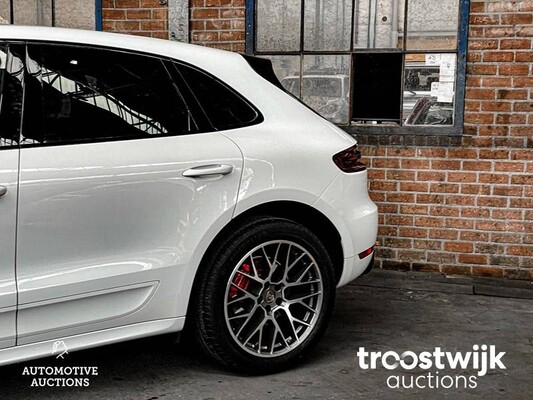 Porsche Macan GTS 3.0 V6 Sport Chrono 360pk 2017 -Orig. NL-, NG-892-V