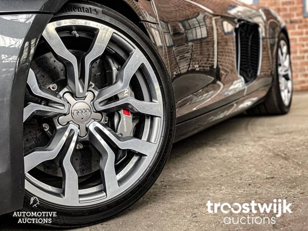 Audi R8 Spyder 5.2 V10 FSI FACELIFT Audi-Exclusive 525pk 2011 Cabriolet, 1-KXH-50