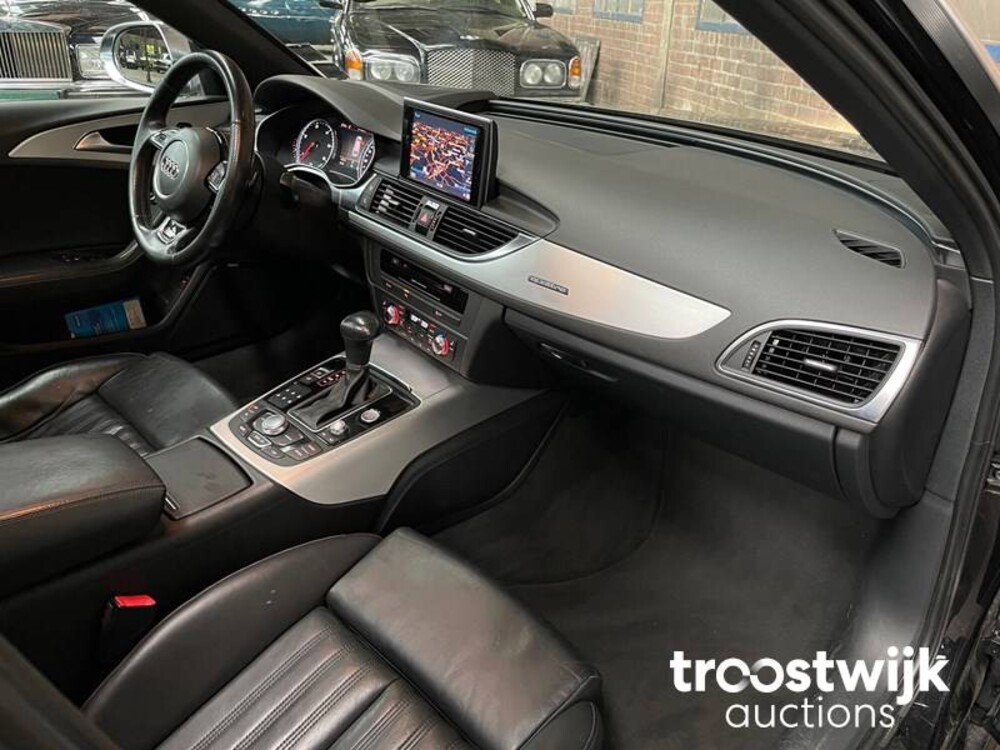 Audi A6 Avant 3.0 biTDI Quattro 400pk 2012
