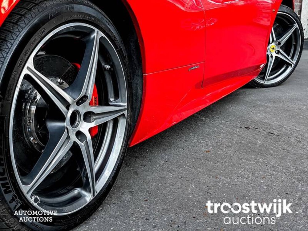 Ferrari 458 Italia  562pk 2012