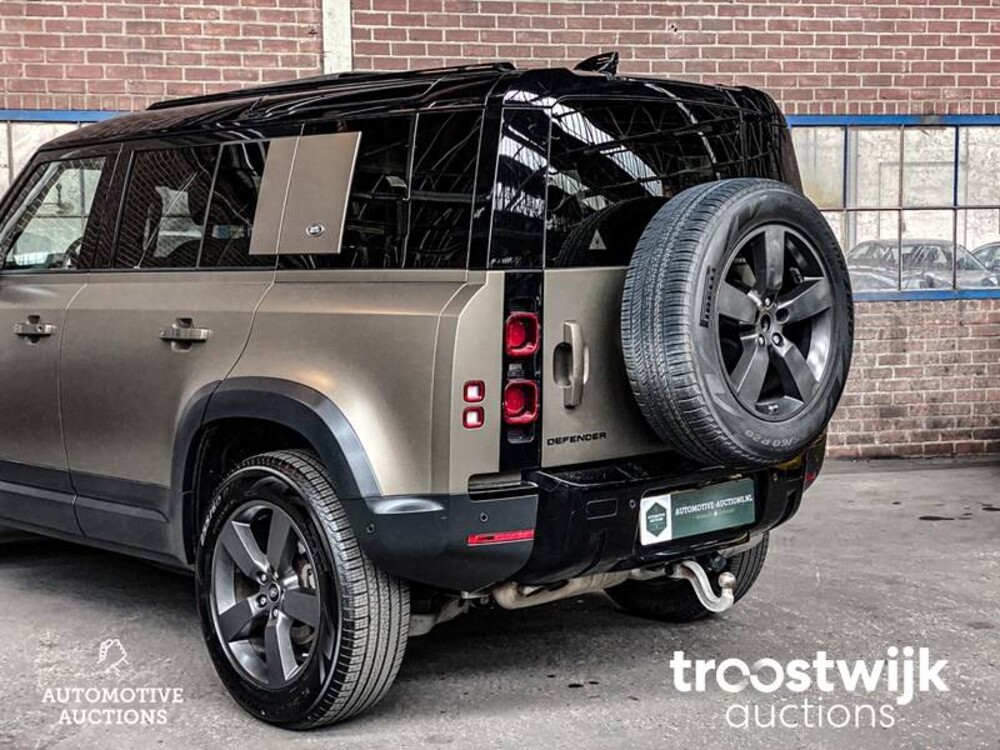Land Rover Defender D240 110 7-Persoon Nieuw-Model 241pk 2020 -Orig. NL-, J-424-BD
