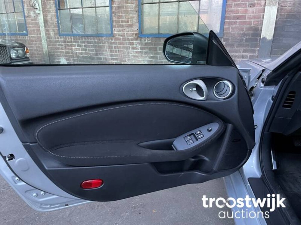 Nissan 370Z 3.7 V6 328pk 2017