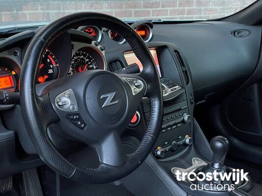 Nissan 370Z 3.7 V6 328pk 2017