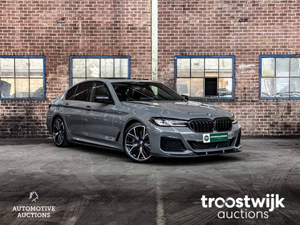 BMW 520i M-Performance M-Sport High Executive Edition -Facelift- 184pk 2020 -Orig. NL-, J-372-ZJ