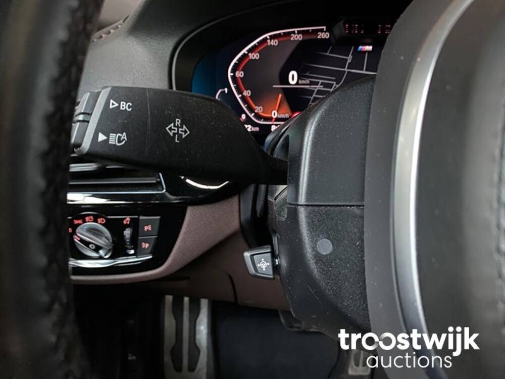 BMW 520i M-Performance M-Sport High Executive Edition -Facelift- 184pk 2020 -Orig. NL-, J-372-ZJ