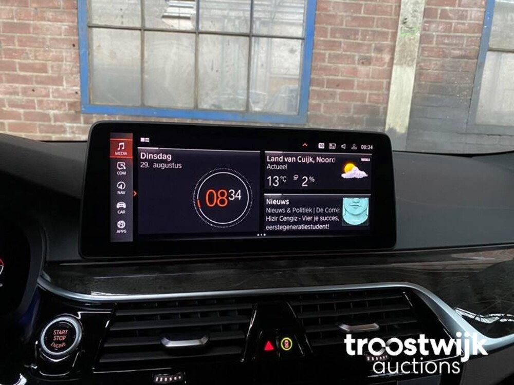 BMW 520i M-Performance M-Sport High Executive Edition -Facelift- 184pk 2020 -Orig. NL-, J-372-ZJ