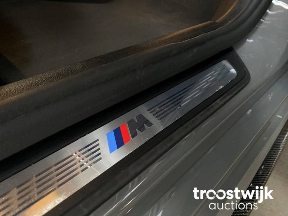 BMW 520i M-Performance M-Sport High Executive Edition -Facelift- 184pk 2020 -Orig. NL-, J-372-ZJ