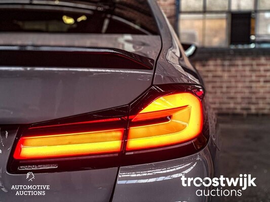 BMW 520i M-Performance M-Sport High Executive Edition -Facelift- 184pk 2020 -Orig. NL-, J-372-ZJ